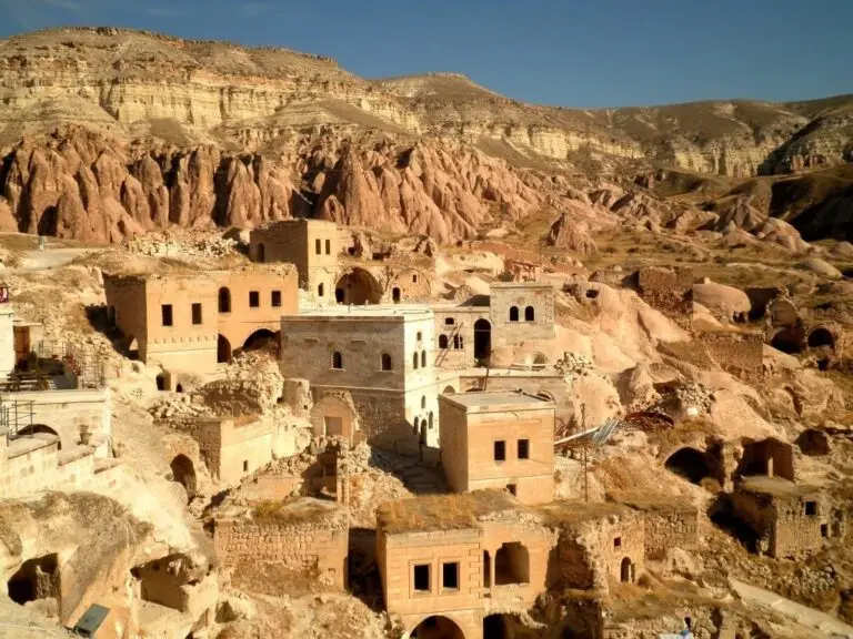 cappadocia-stone-cave-houses